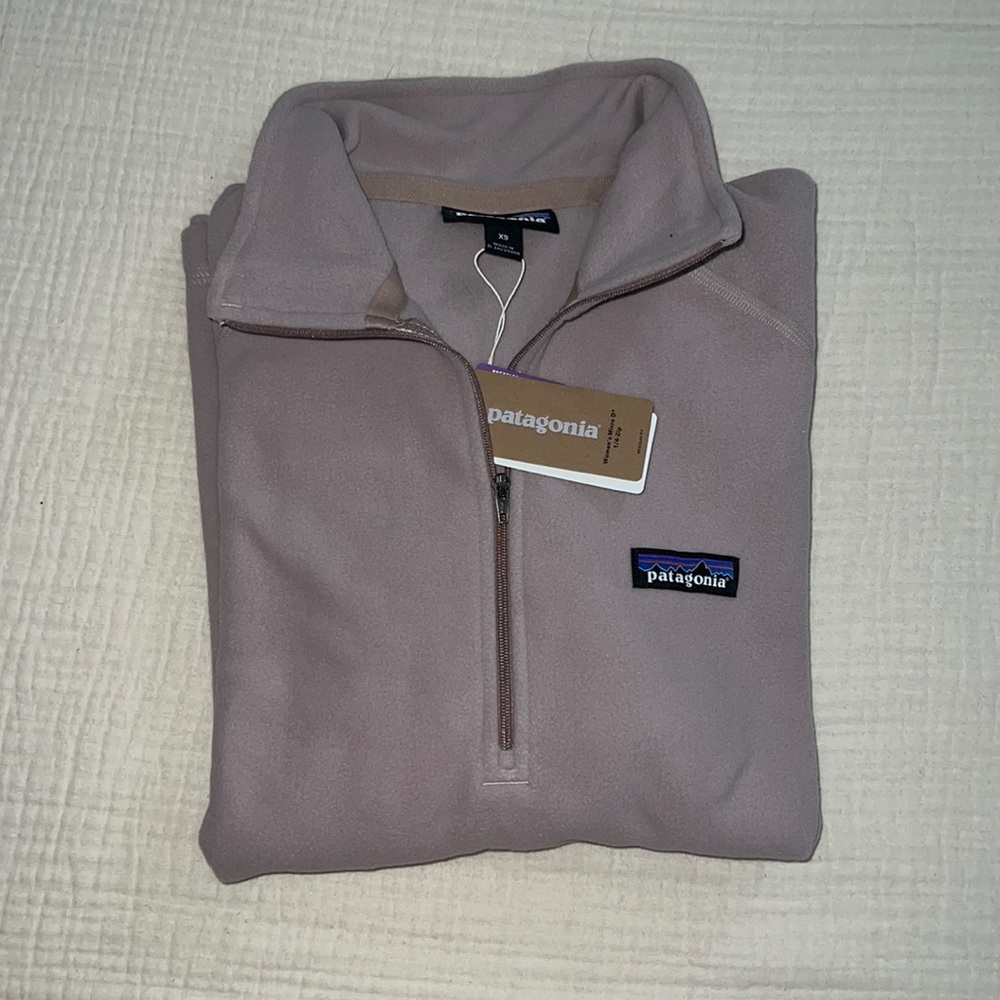 Lavender Patagonia women’s micro D 1/4 zip